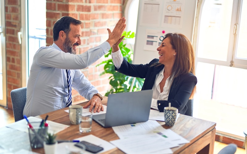 Why USA and UK startups choose offshore development teams